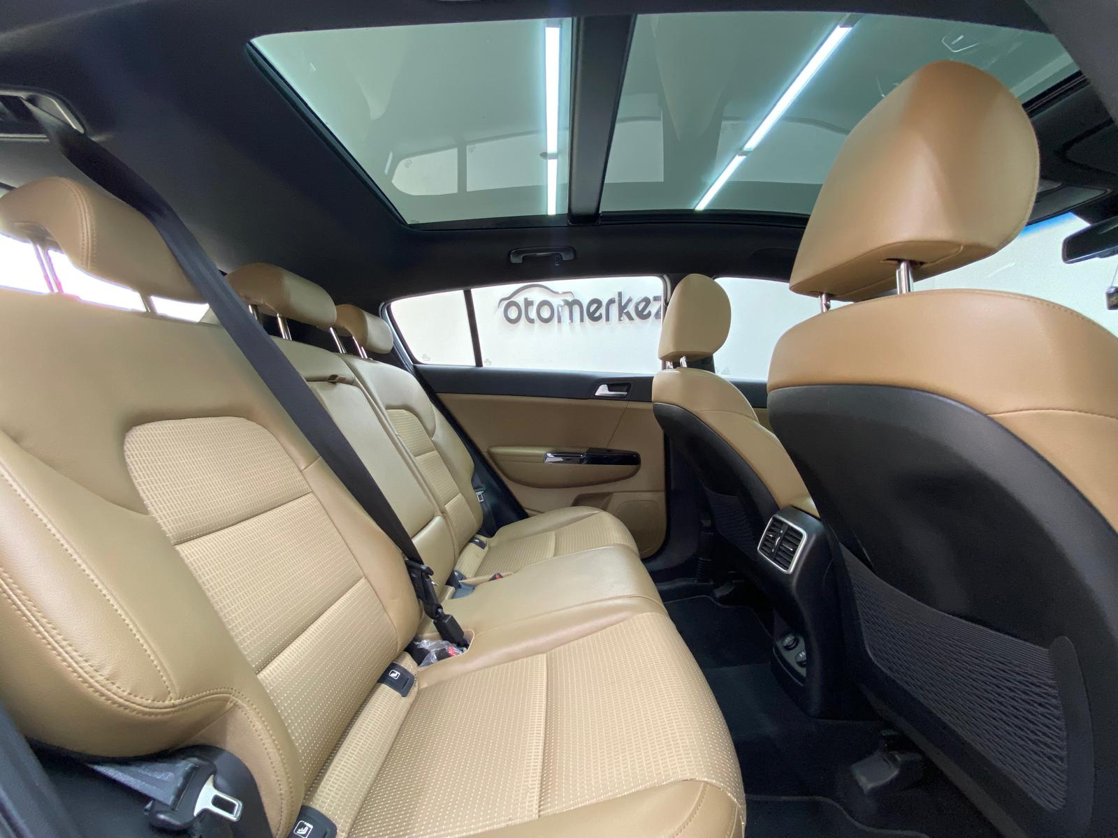 KIA SPORTAGE 13